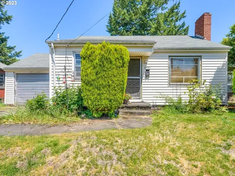 8521 Se Alder Street Portland OR 97216