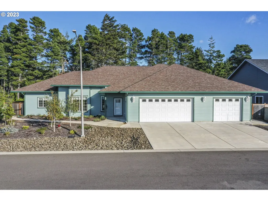 4180 Dunbar Way Florence OR 97439