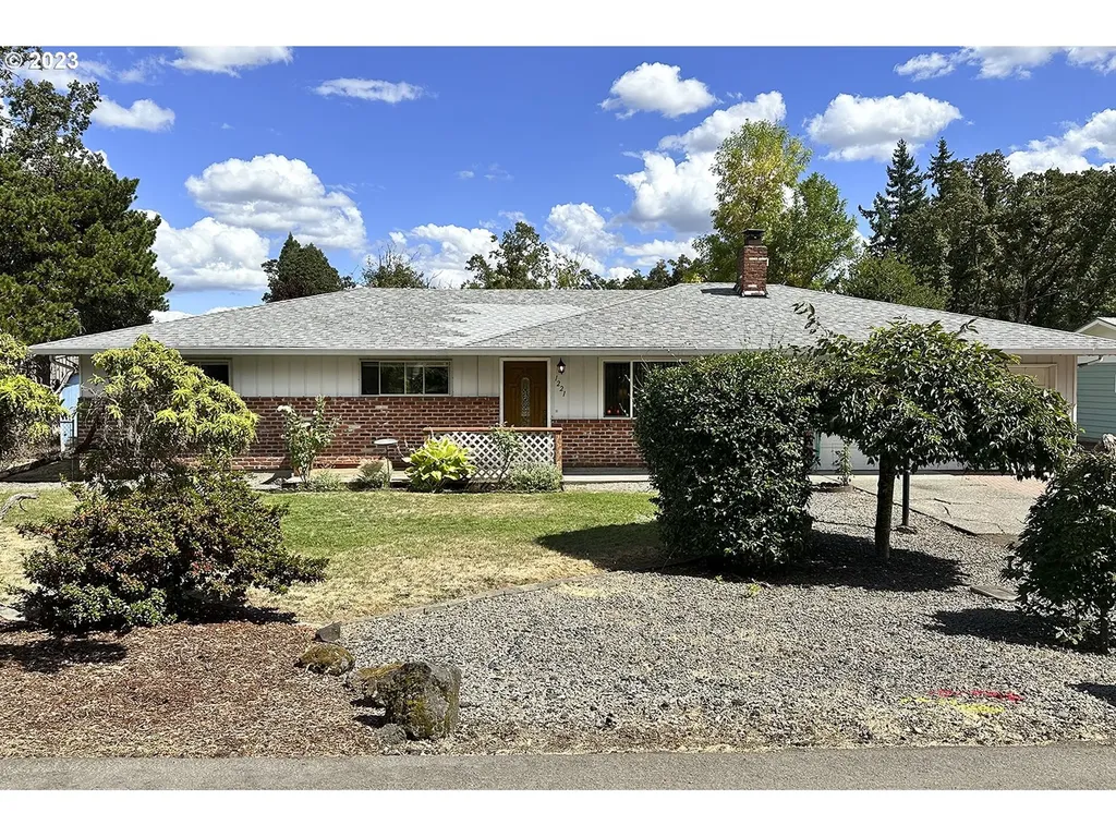 1221 Lafayette Avenue Oregon City OR 97045