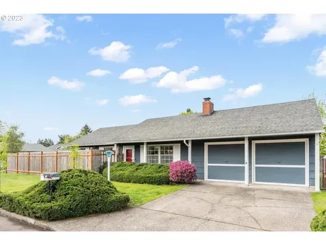 1977 Se 156th Avenue Portland OR 97233