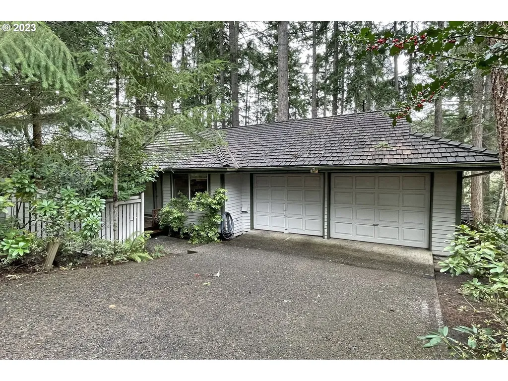 2555 Chaucer Court Eugene OR 97405
