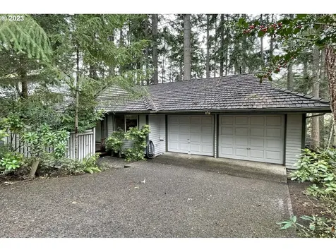 2555 Chaucer Court Eugene OR 97405