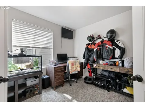 207 S 10th Street Creswell OR 97426