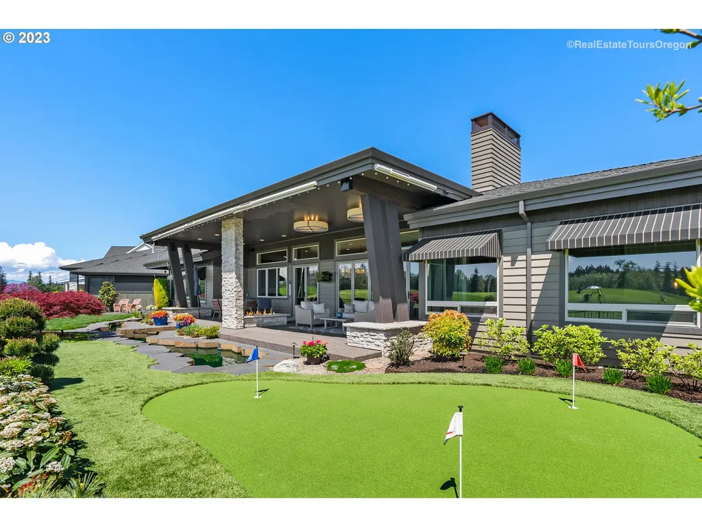 5718 SE Mcinnis Street Hillsboro OR 97123