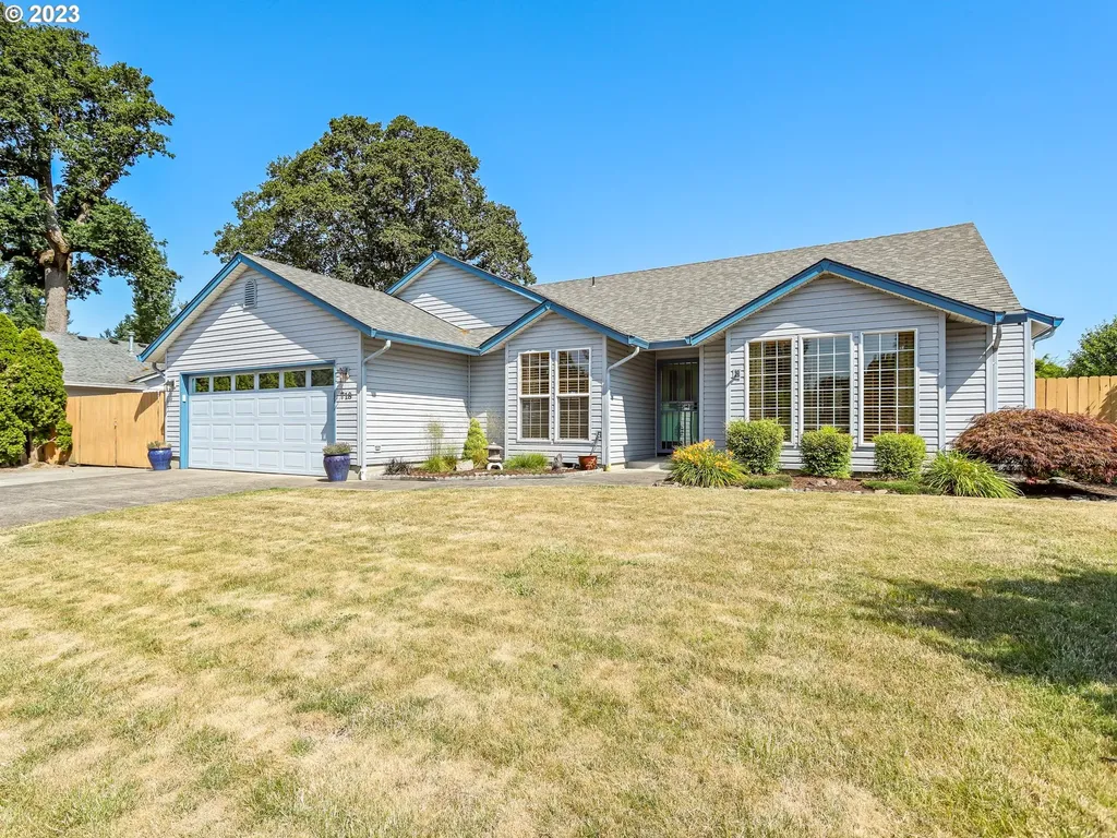 718 Ne 141st Street Vancouver WA 98685