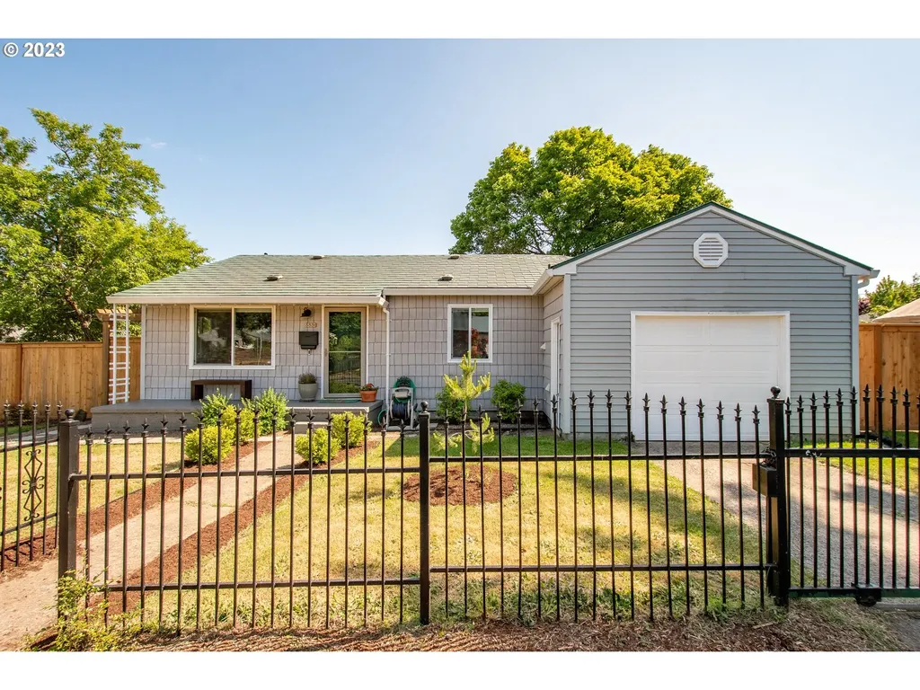 8530 Se Knapp Street Portland OR 97266