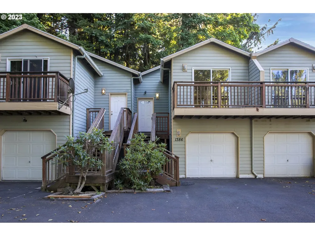 1386 Olney Avenue Astoria OR 97103
