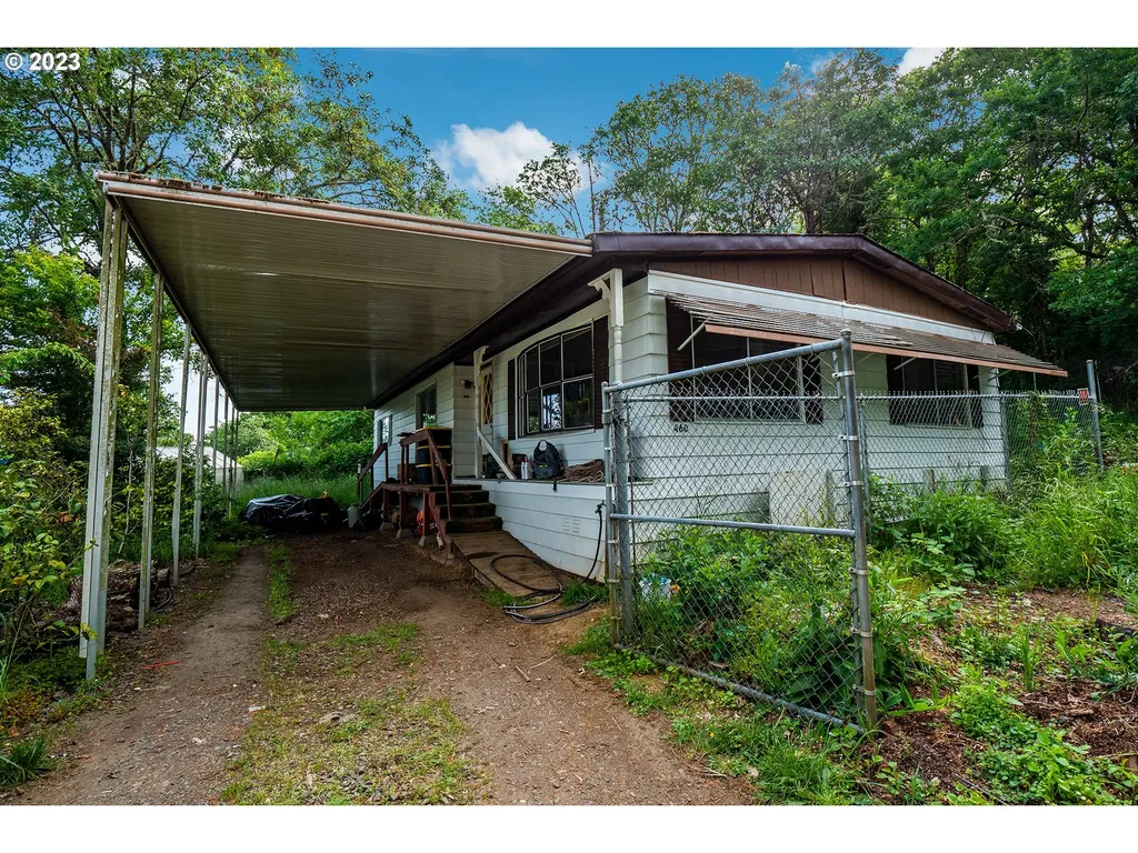 460 Wells Lane Oakland OR 97462