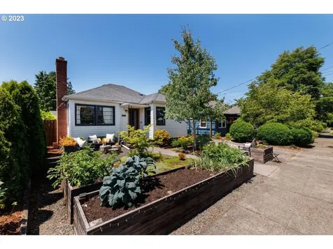 6835 N Campbell Avenue Portland OR 97217
