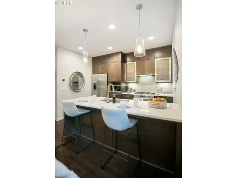 2947 SE Stark Street Portland OR 97214