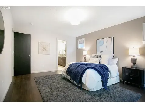 2947 SE Stark Street Portland OR 97214