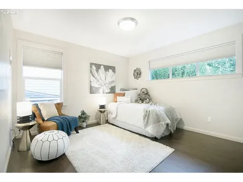 2947 SE Stark Street Portland OR 97214