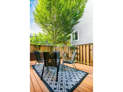 2947 SE Stark Street Portland OR 97214