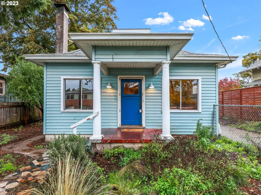 4223 Se Main Street Portland OR 97215