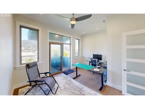 210 Del Norte Lane Brookings OR 97415