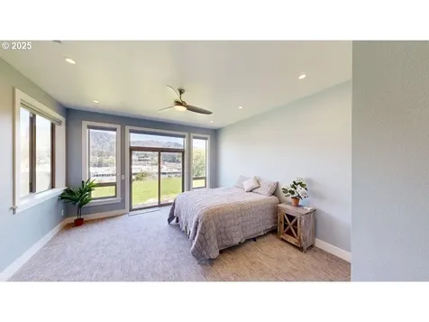 210 Del Norte Lane Brookings OR 97415