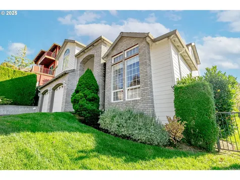 14732 SE Duke Street Portland OR 97236