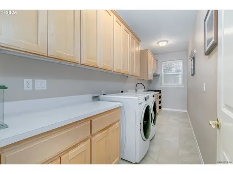 14732 SE Duke Street Portland OR 97236