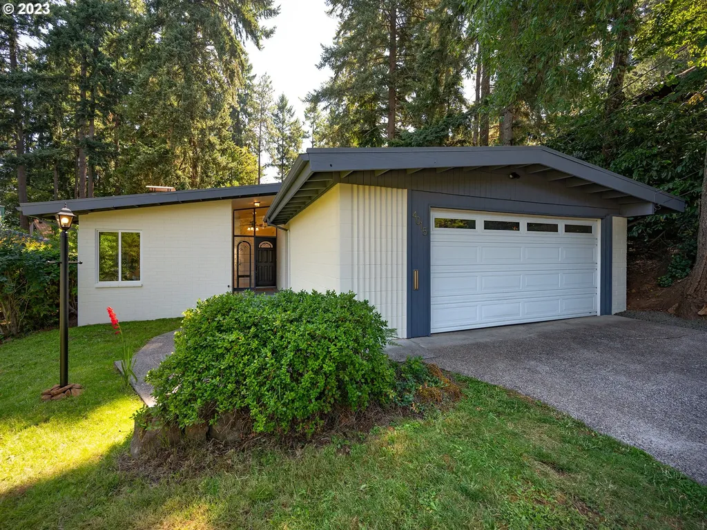 4015 Hilyard Street Eugene OR 97405