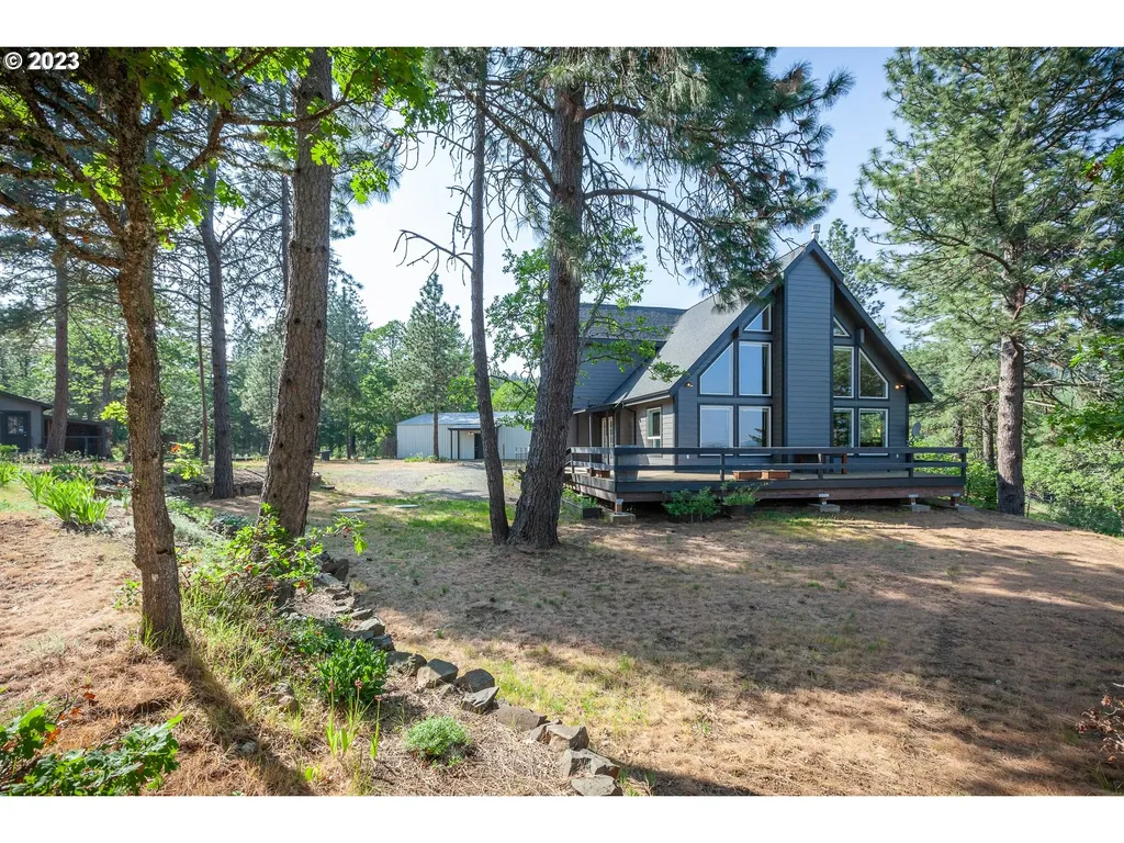 394 Canyon Road Lyle WA 98635