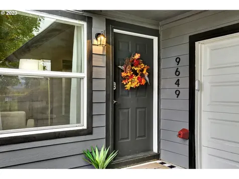 9649 Se Schiller Street Portland OR 97266