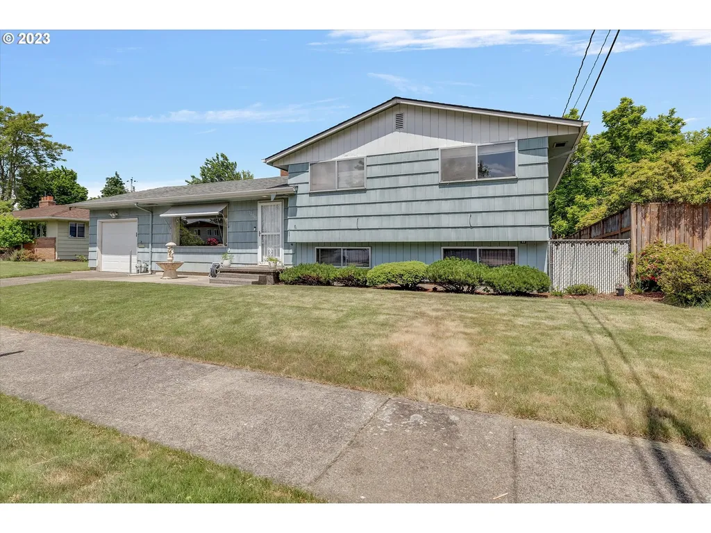 10001 Se Grant Street Portland OR 97216