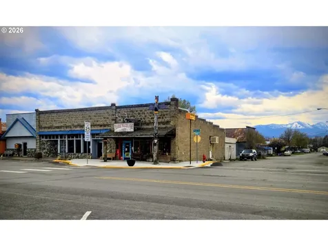 147 SW Front Street Prairie City OR 97869