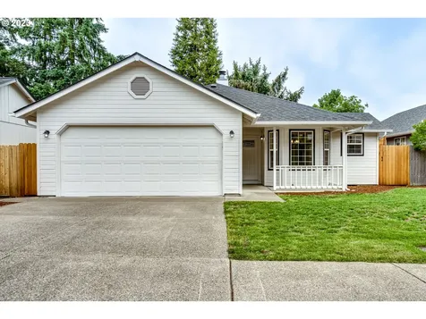 7016 Camellia Street Springfield OR 97478