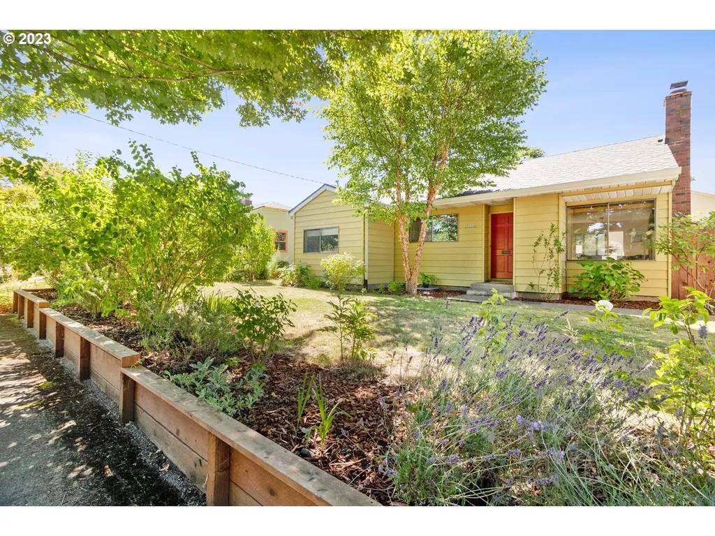 5936 Se Tibbetts Street Portland OR 97206
