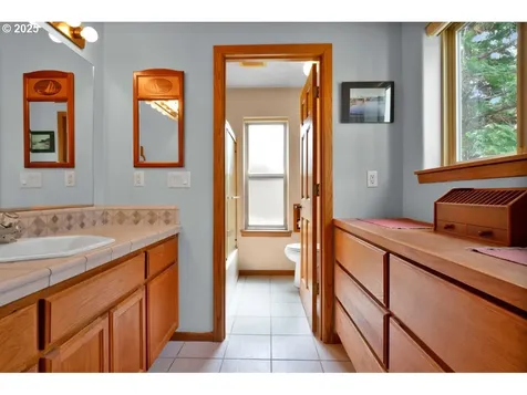 28 Shoreline Drive Florence OR 97439