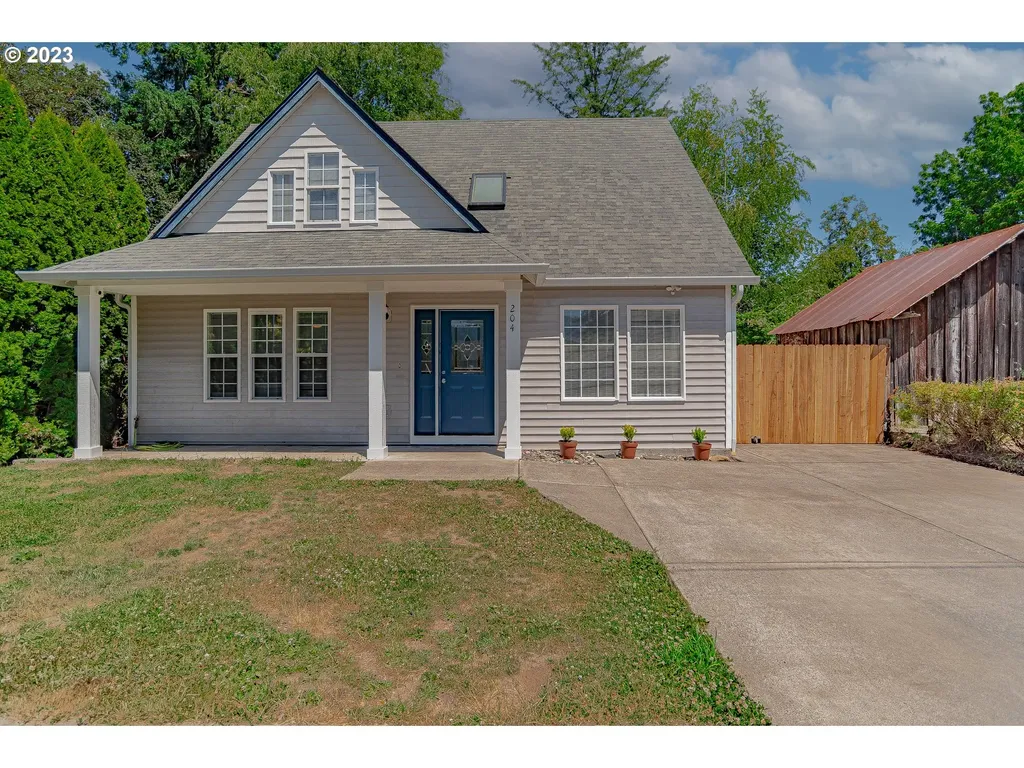 204 W Wilson Street Yacolt WA 98675