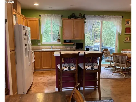 9287 Sw Sweek Drive Tualatin OR 97062