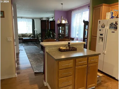 9287 Sw Sweek Drive Tualatin OR 97062