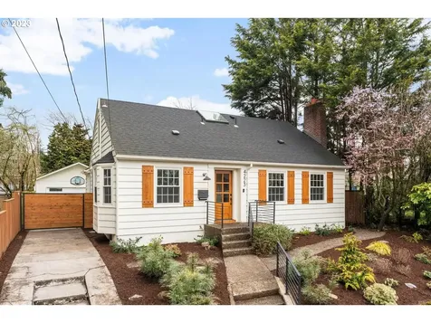 4223 Ne 40th Avenue Portland OR 97211
