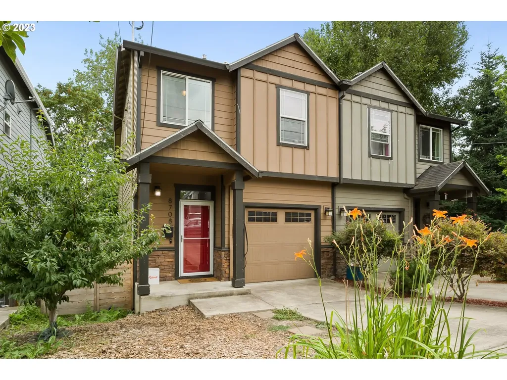 8708 N Delaware Avenue Portland OR 97217