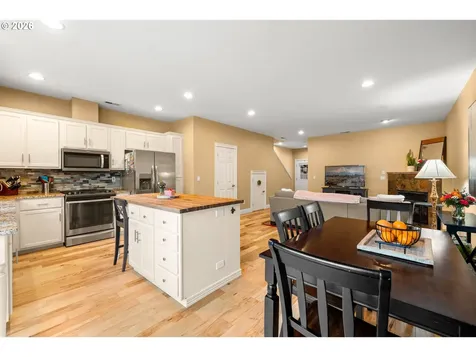9225 SW Cascara Lane Tualatin OR 97062