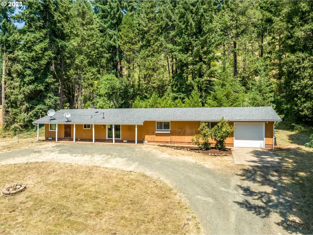 36381 Row River Road Cottage Grove OR 97424