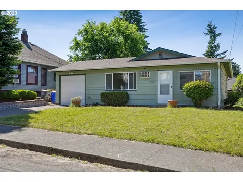 8120 Se Madison Street Portland OR 97215