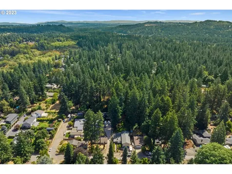 16164 Parker Road Lake Oswego OR 97035