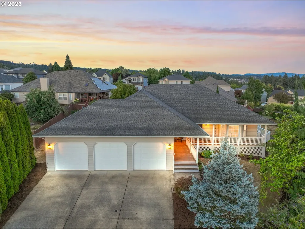1191 E Caples Court La Center WA 98629