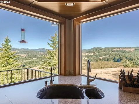 12480 Nw Shearer Hill Road Forest Grove OR 97116