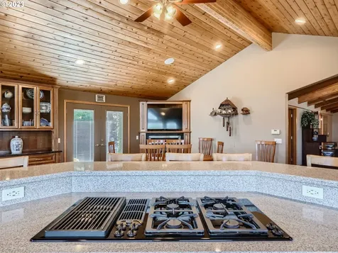 12480 Nw Shearer Hill Road Forest Grove OR 97116