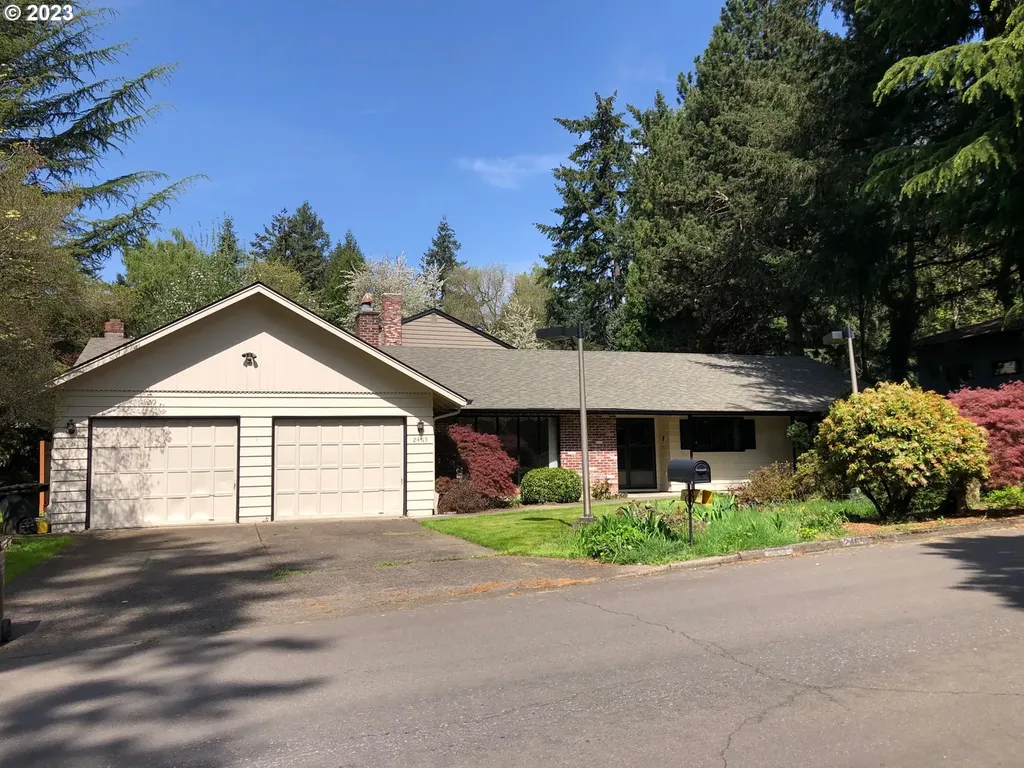 2465 Sw Scenic Drive Portland OR 97225