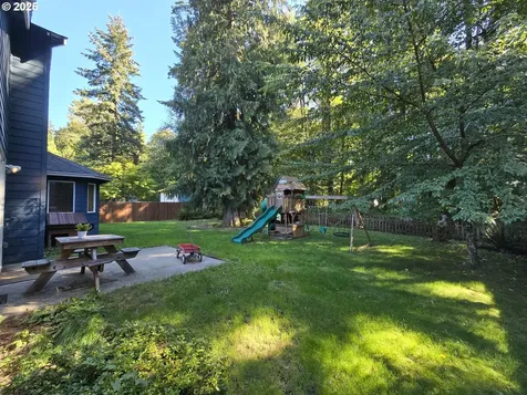 68304 E Twinberry Loop Welches OR 97067