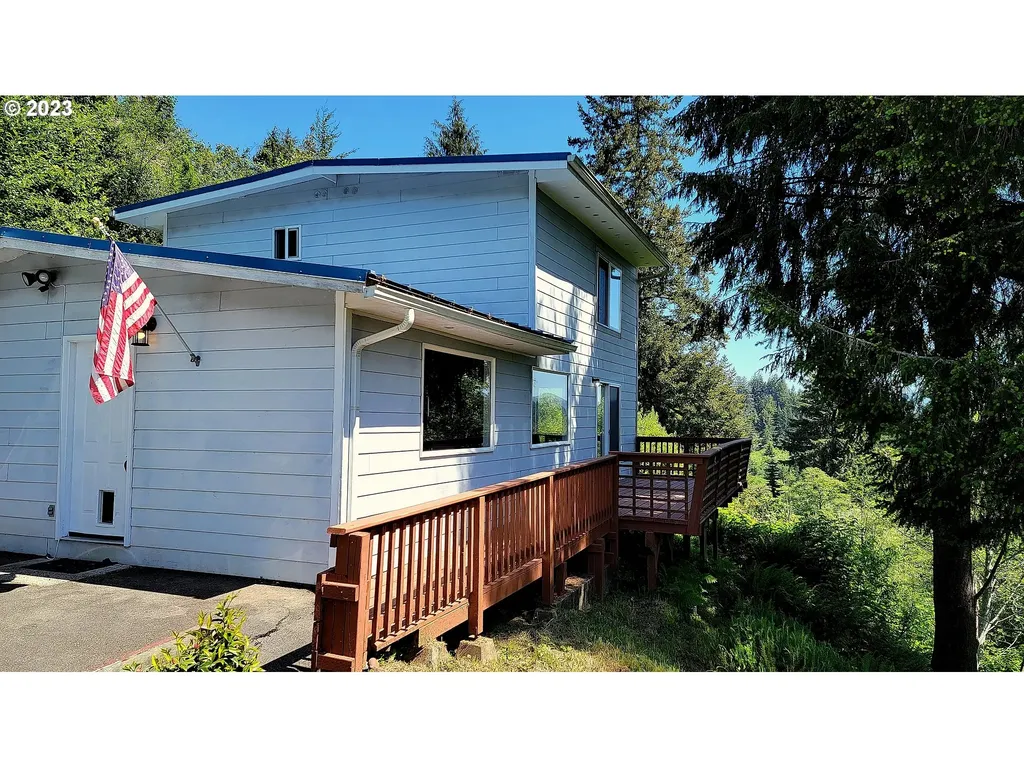 62975 Isthmus Heights Road Coos Bay OR 97420