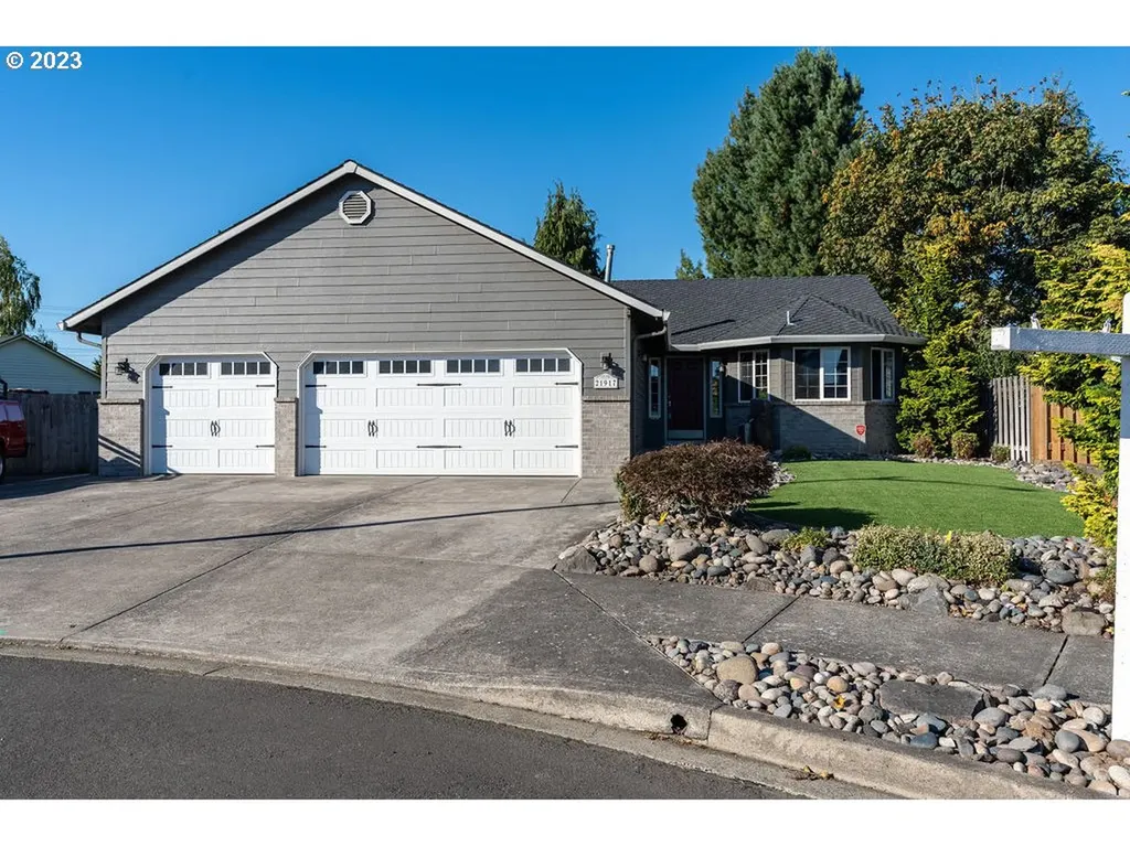 21917 Ne Lake Court Fairview OR 97024