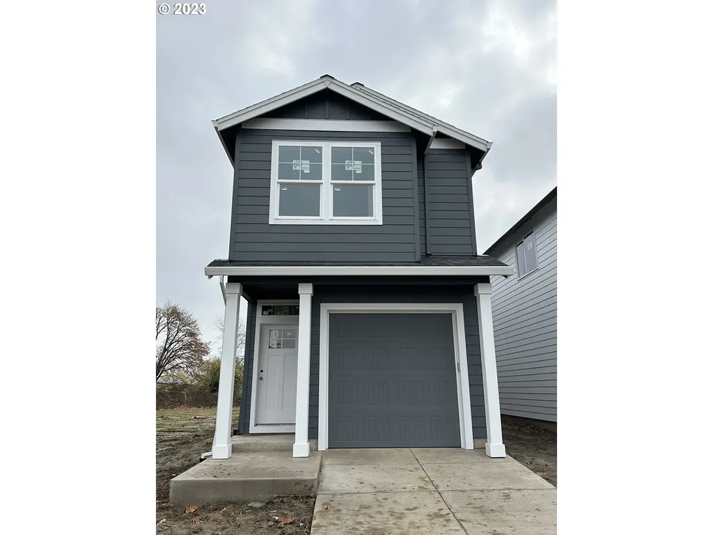 406 E London Way Newberg OR 97132