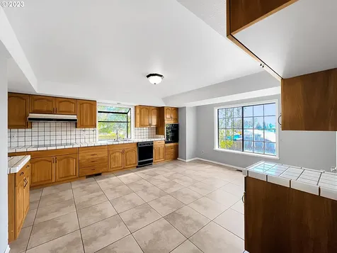 815 Highland Avenue Brookings OR 97415
