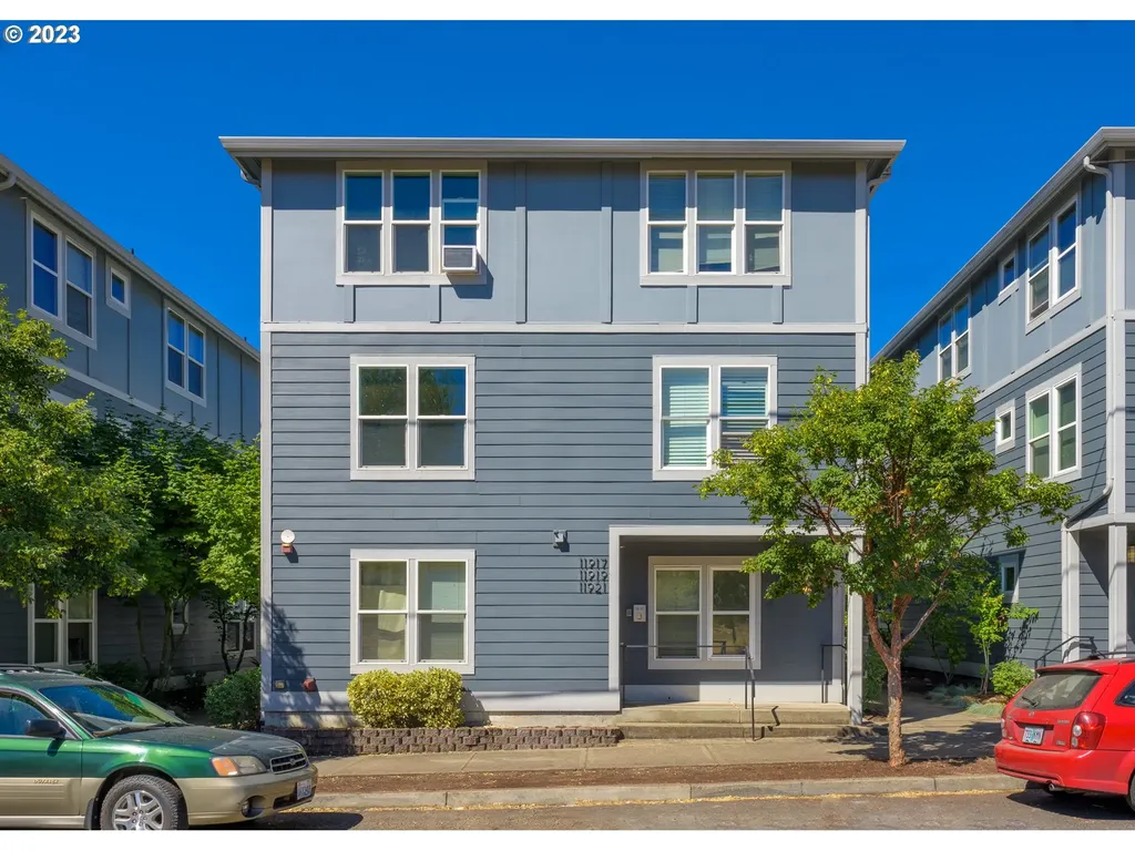 11919 Se Ash Street Se Portland OR 97216