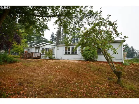 8765 Highway 42 Tenmile OR 97481